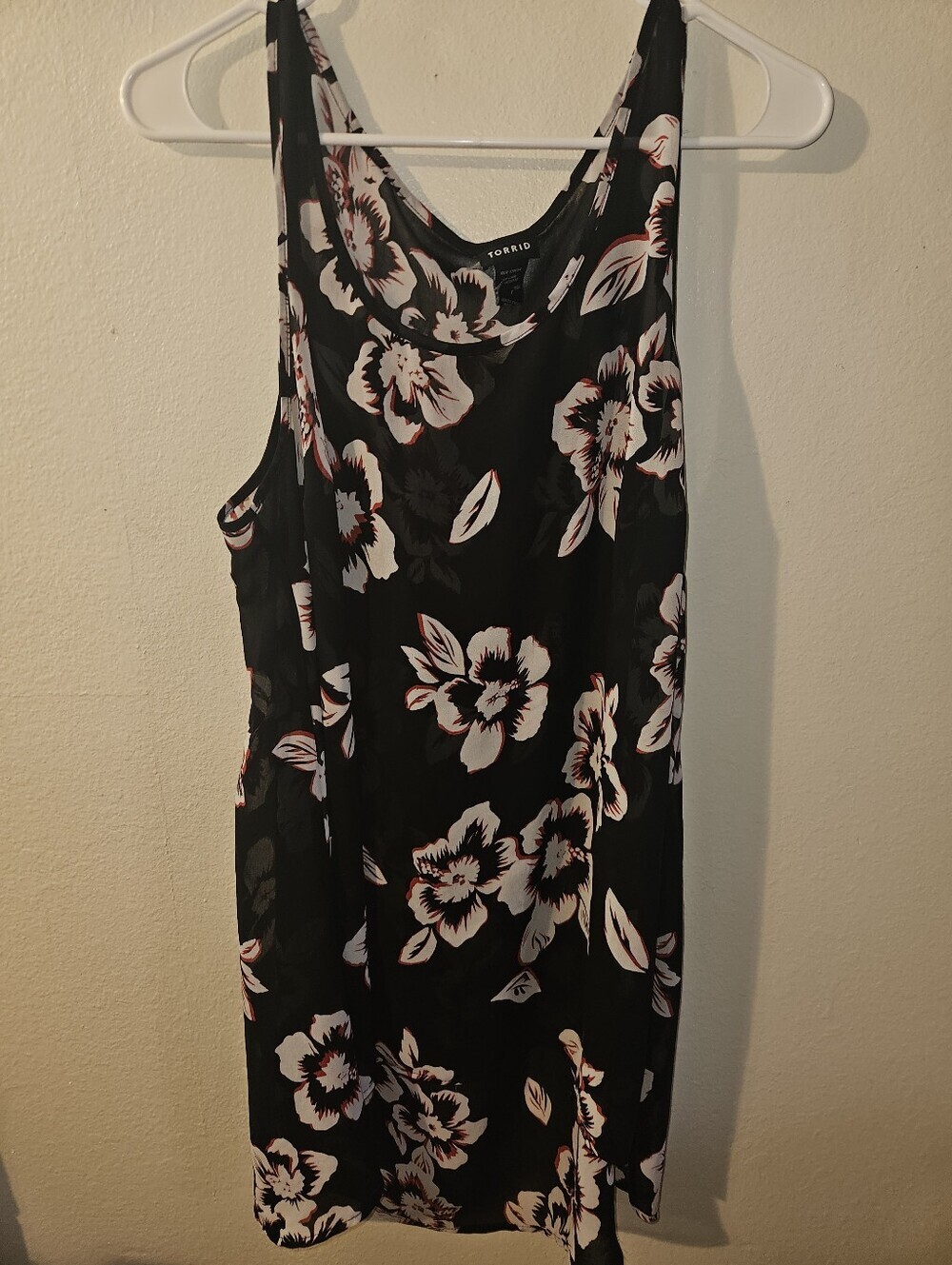 Torrid Womans Sheer Floral  Tank Top Size 1